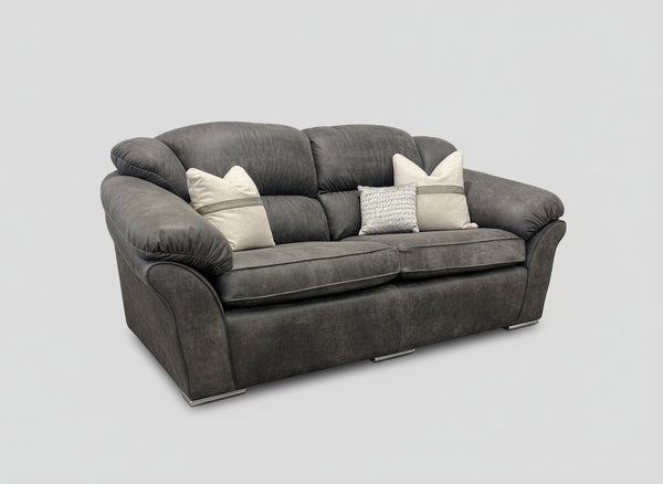 In Store Charlotte Set