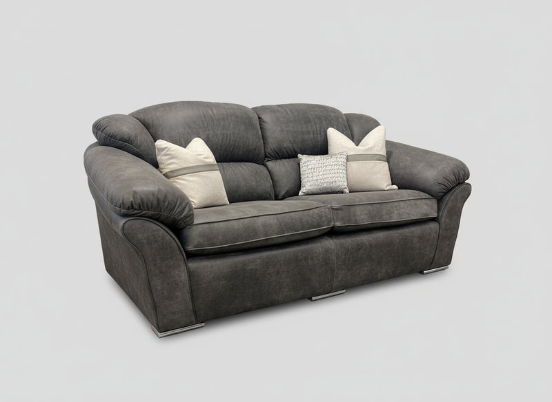 In Store Charlotte Set